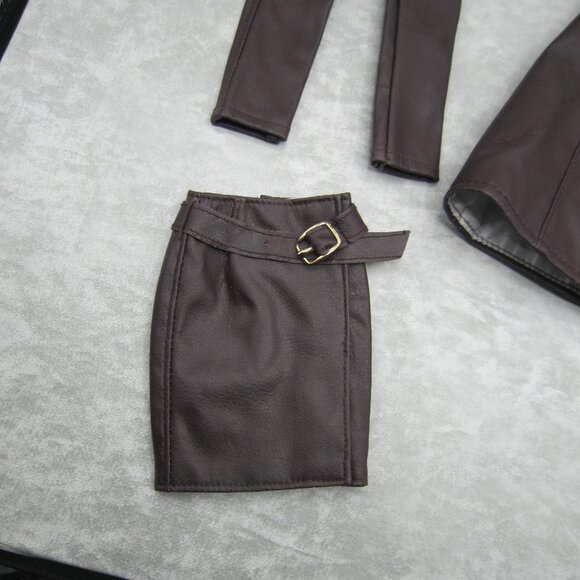 Tonner Tyler Wentworth Cognac Leather 3pc Set, for 16" Fashion Doll - Picture 6 of 12